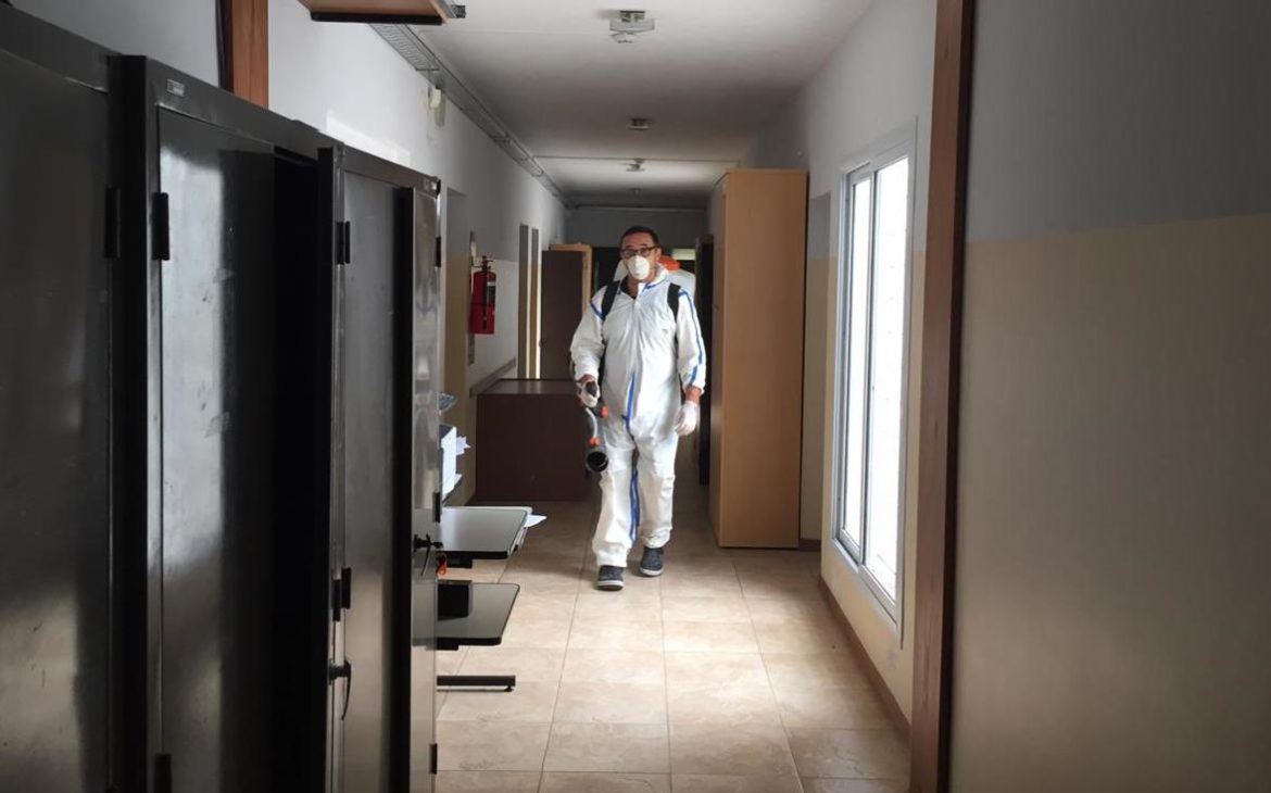 Juez acusado de violar la cuarentena dice que la reunión se hizo en horario habilitado