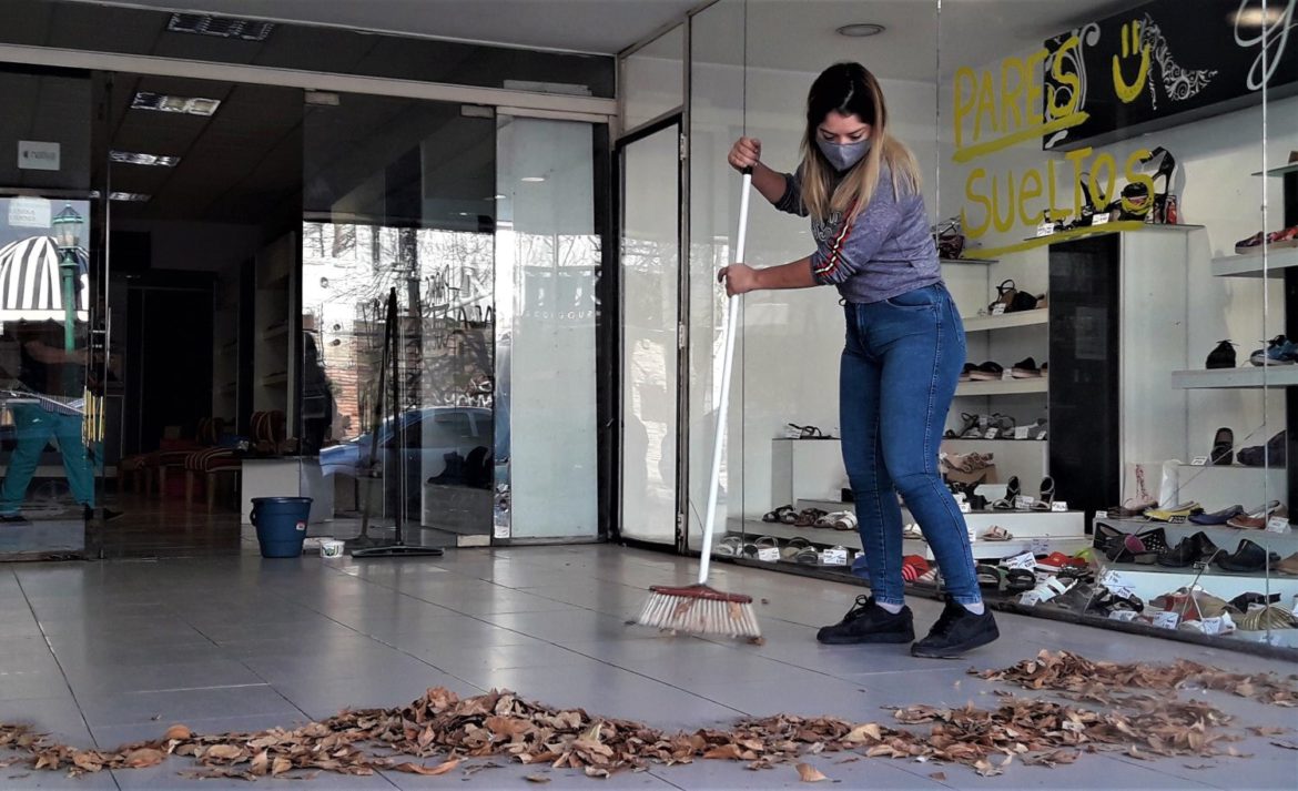 Los comercios podrán abrir los sábados de 8 a 13 horas