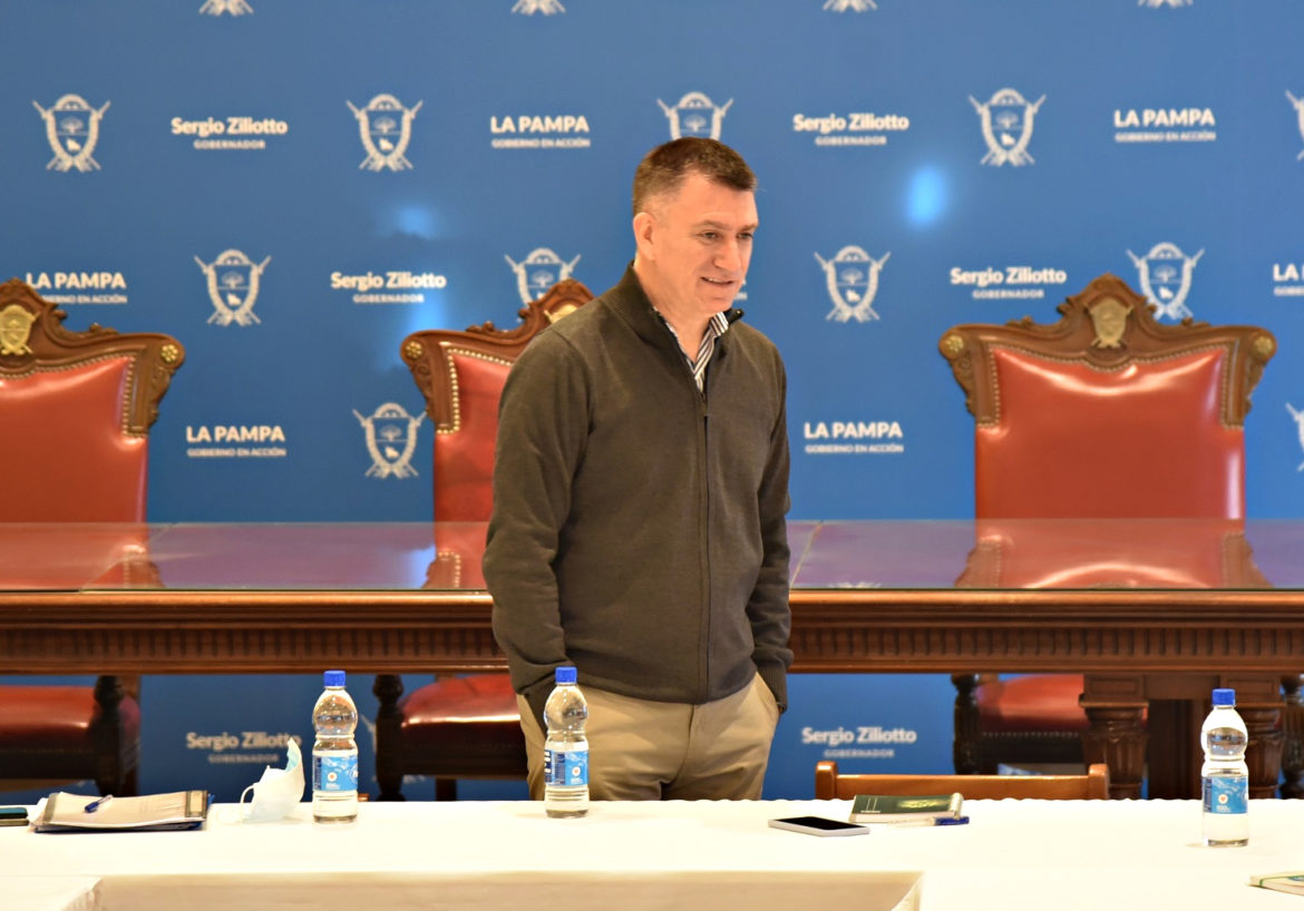 Para sostener el aumento salarial y otros gastos, el Gobierno pidió ampliar el presupuesto