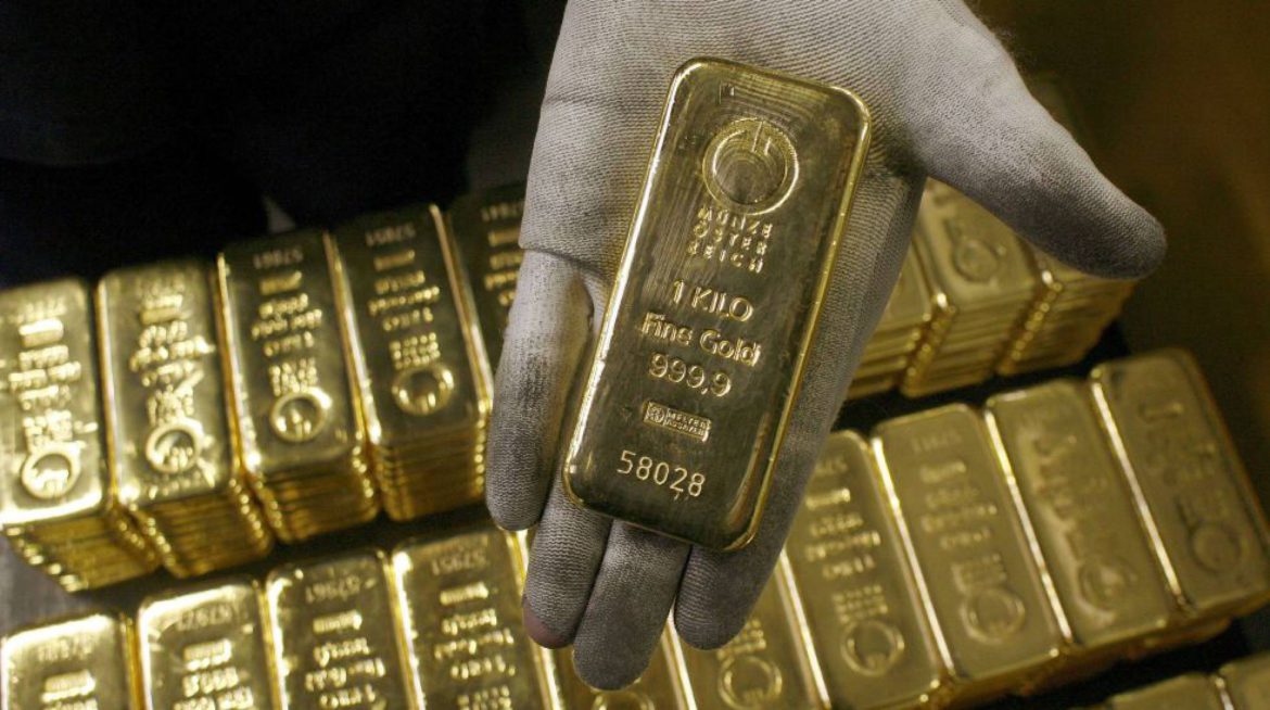 El precio del oro se acerca a los U$S 2.000 y bate un récord