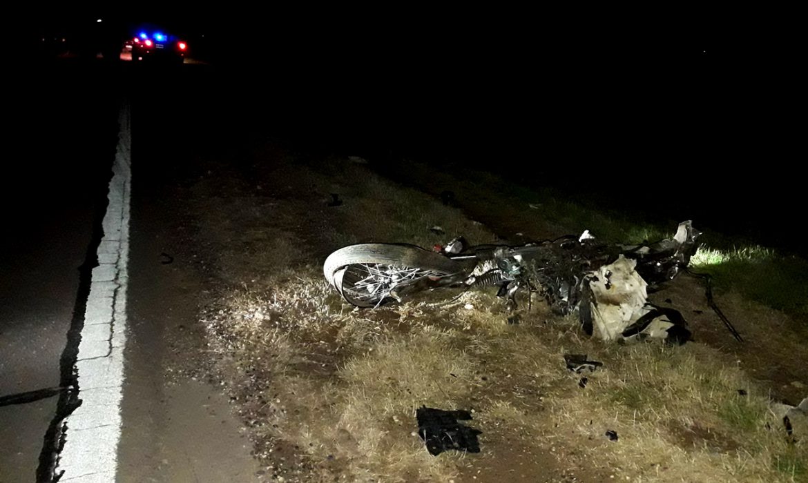 Un operario de Carnes Pampeanas murió al chocar de frente contra un camión en la ruta 5