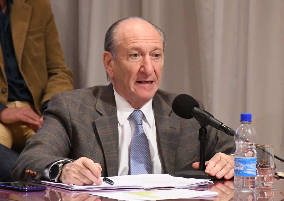 «No a las piyamadas», dijo el ministro Kohan