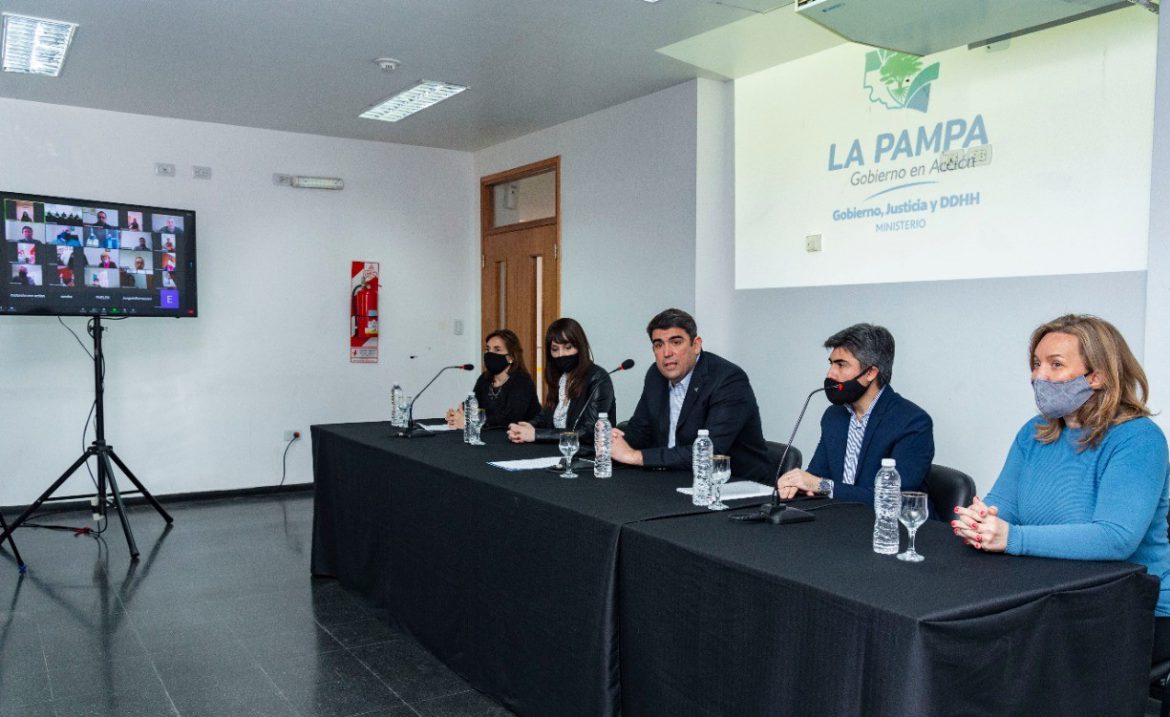 El Gobierno provincial presentó el Certificado Digital de Nacimiento