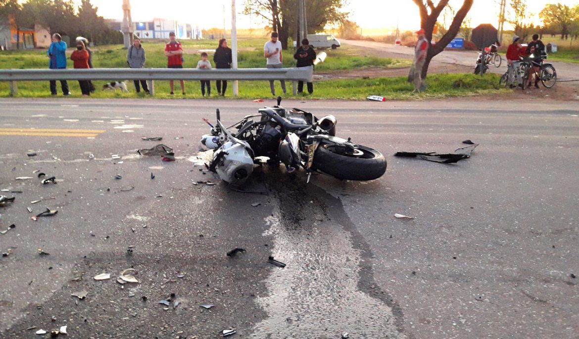 Choque en la 35: murió un motociclista y detuvieron a un conductor