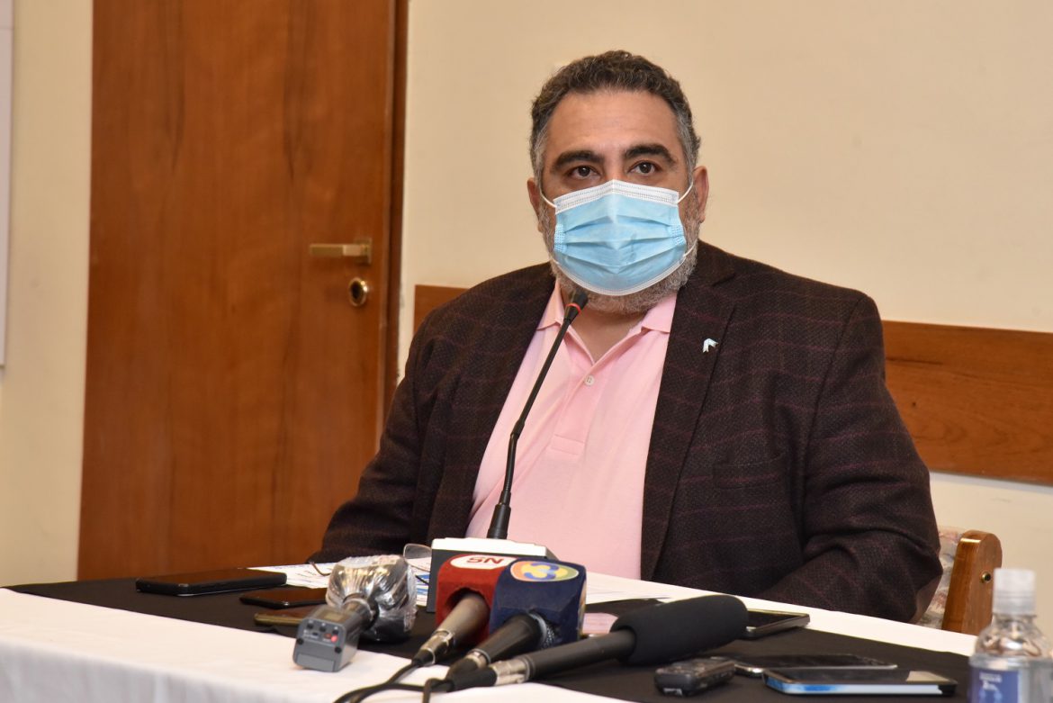 Covid: La Pampa espera la autorización para vacunar a adolescentes