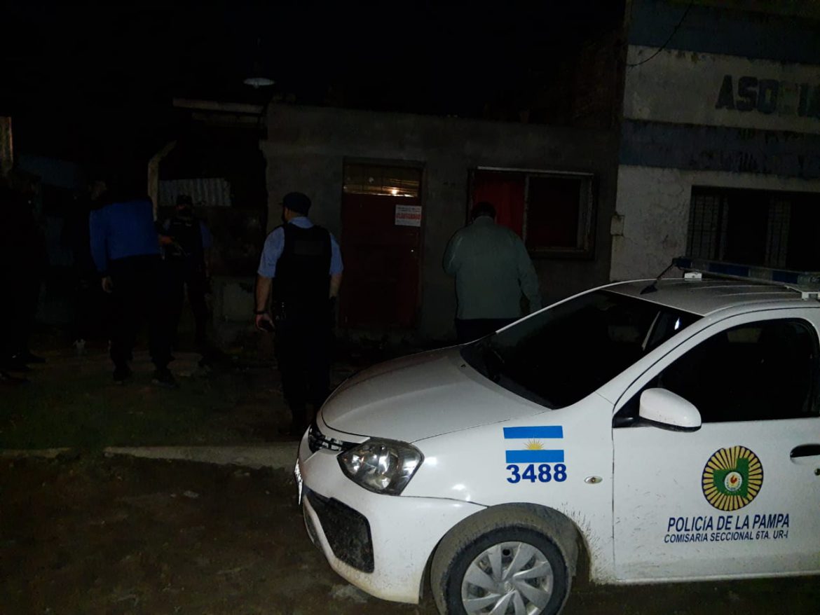 Clausuraron dos bares clandestinos en Santa Rosa