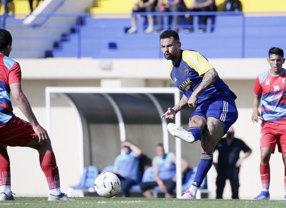 Boca cierra la fase de grupos ante Caracas