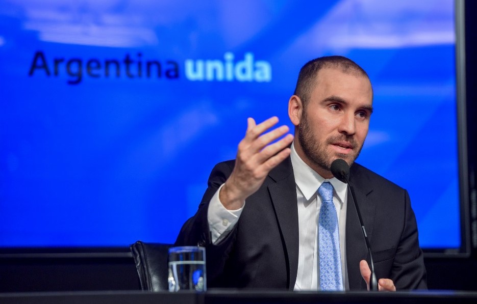 Guzmán se reunirá con los gobernadores por negociaciones con el FMI