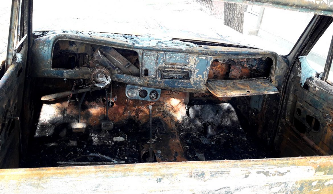 Quemaron una camioneta en Santa Rosa