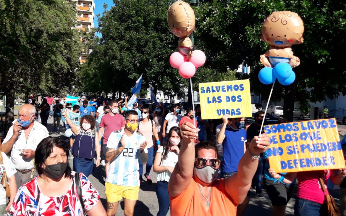 Aborto: la “ola celeste” marchó en Santa Rosa y otras localidades pampeanas