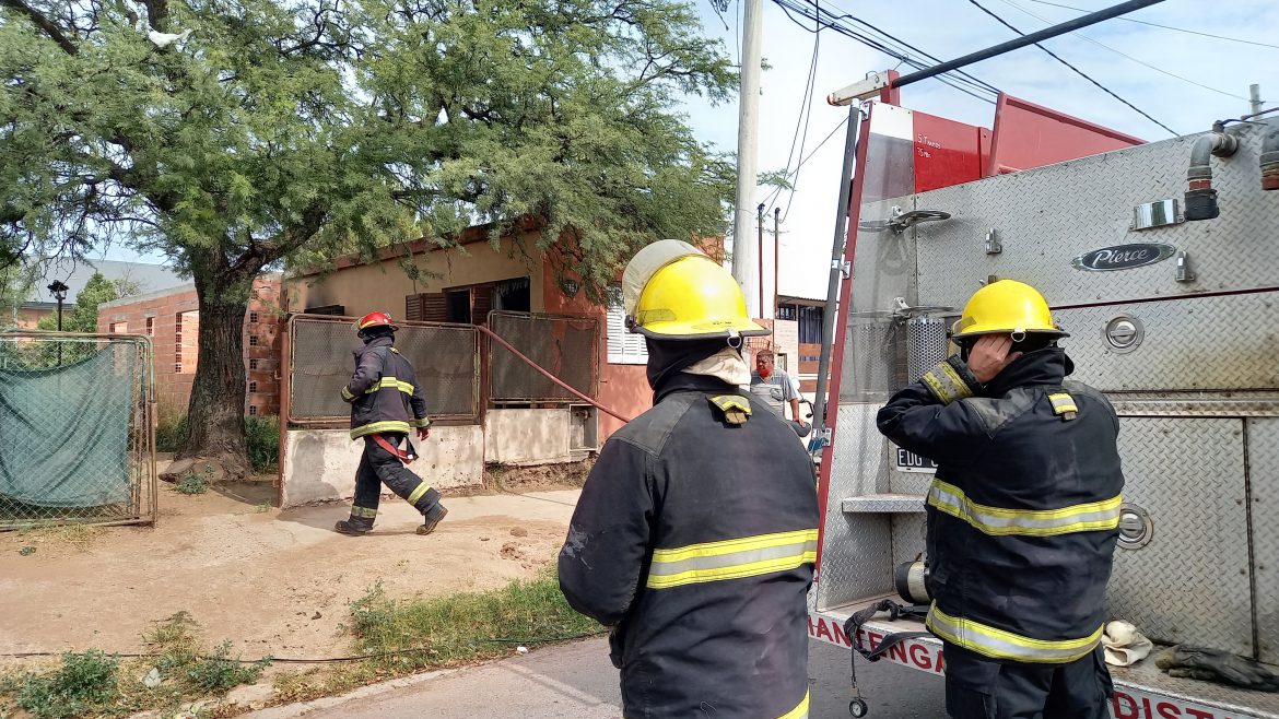 Se volvió a quemar una casa en Santa Rosa