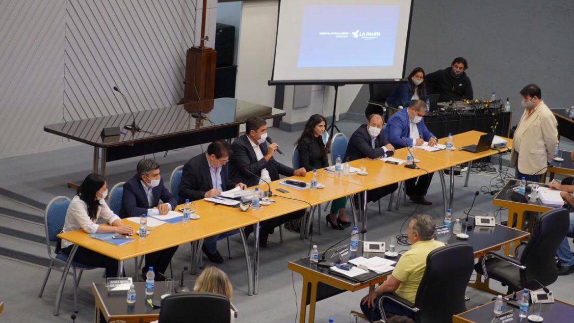 Presupuesto 2021: ministro de Gobierno expuso en Diputados