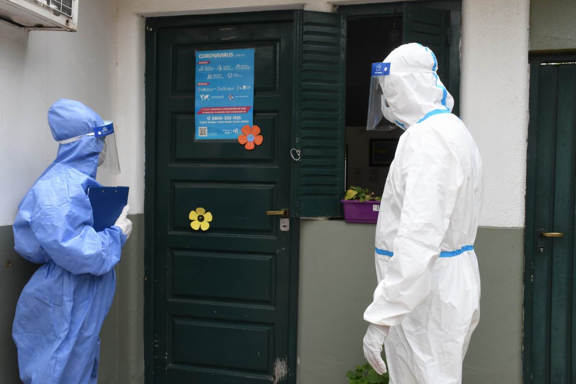Covid en Santa Rosa: hisoparon a 77 personas de hogares de personas mayores