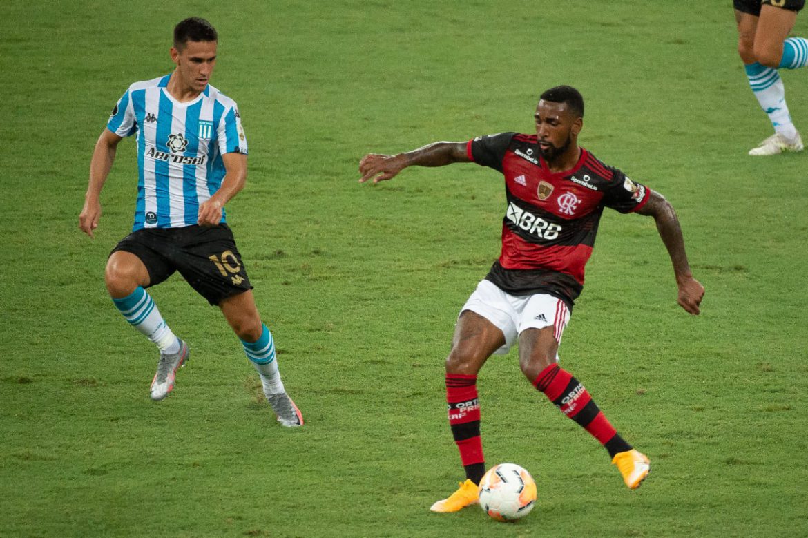 Racing venció por penales a Flamengo y avanzó a cuartos de final