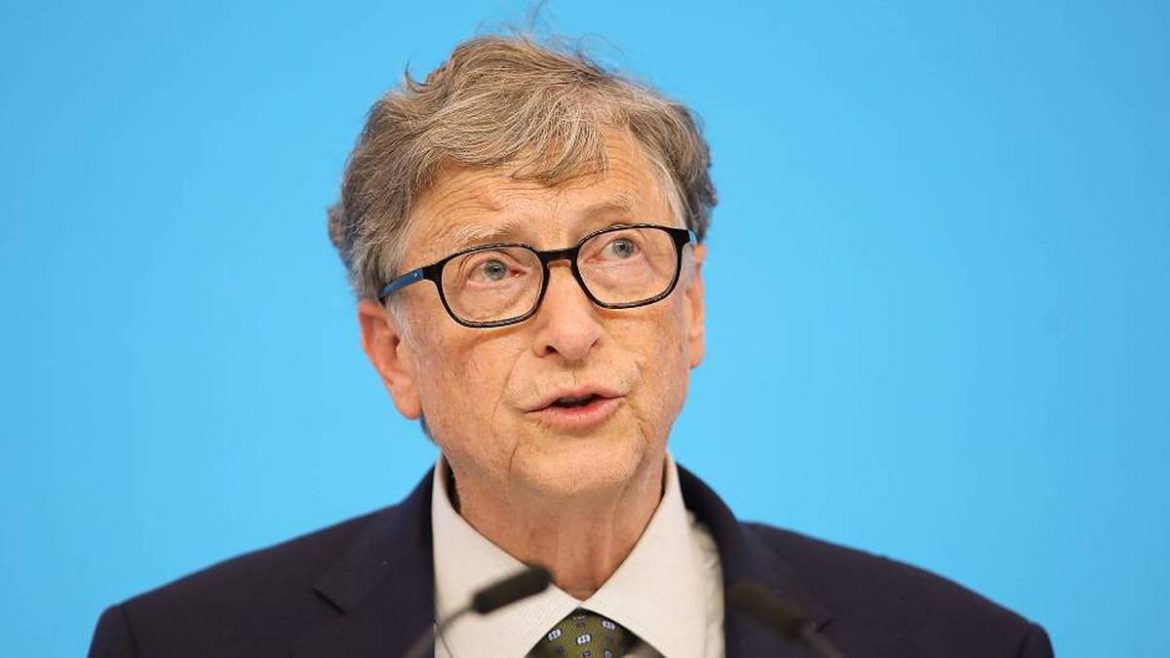 Bill Gates afirma que solo tres profesiones podrán sobrevivir con la Inteligencia Artificial