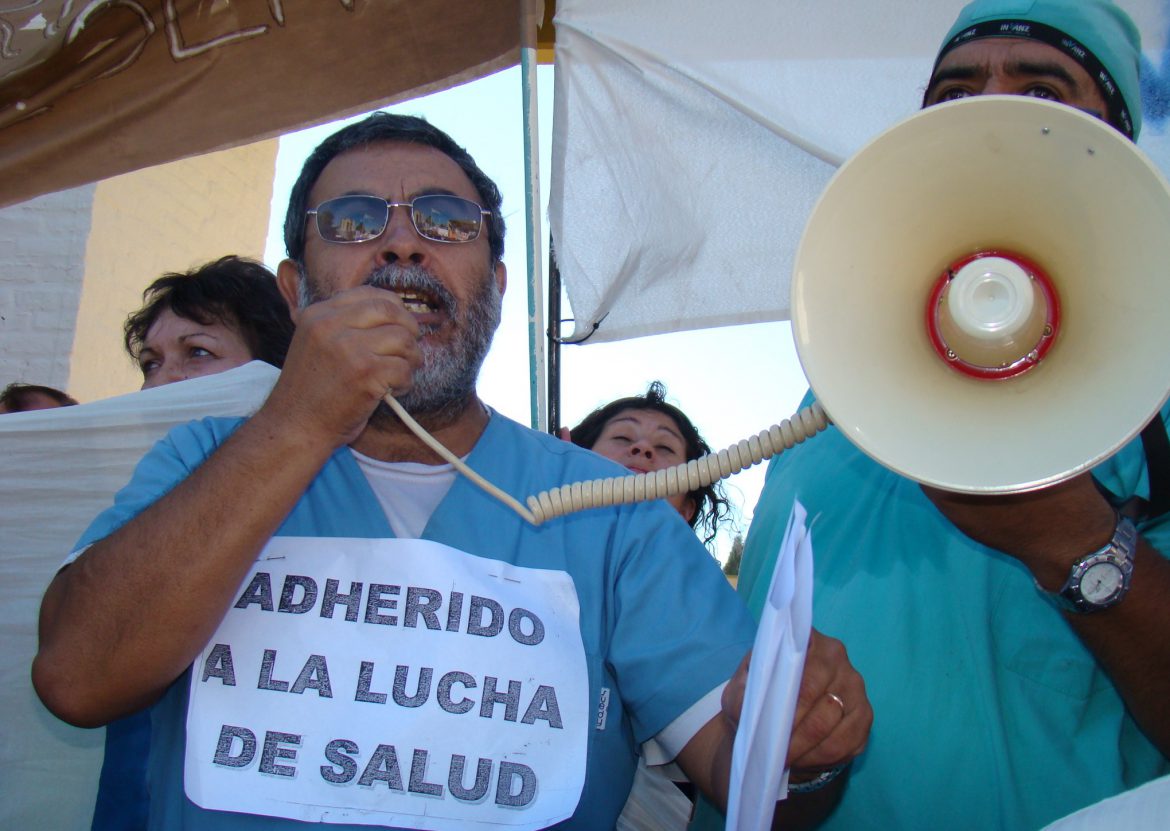 Lo acusaron de cobrar sobresueldos, era falso, y ahora ganó una demanda civil