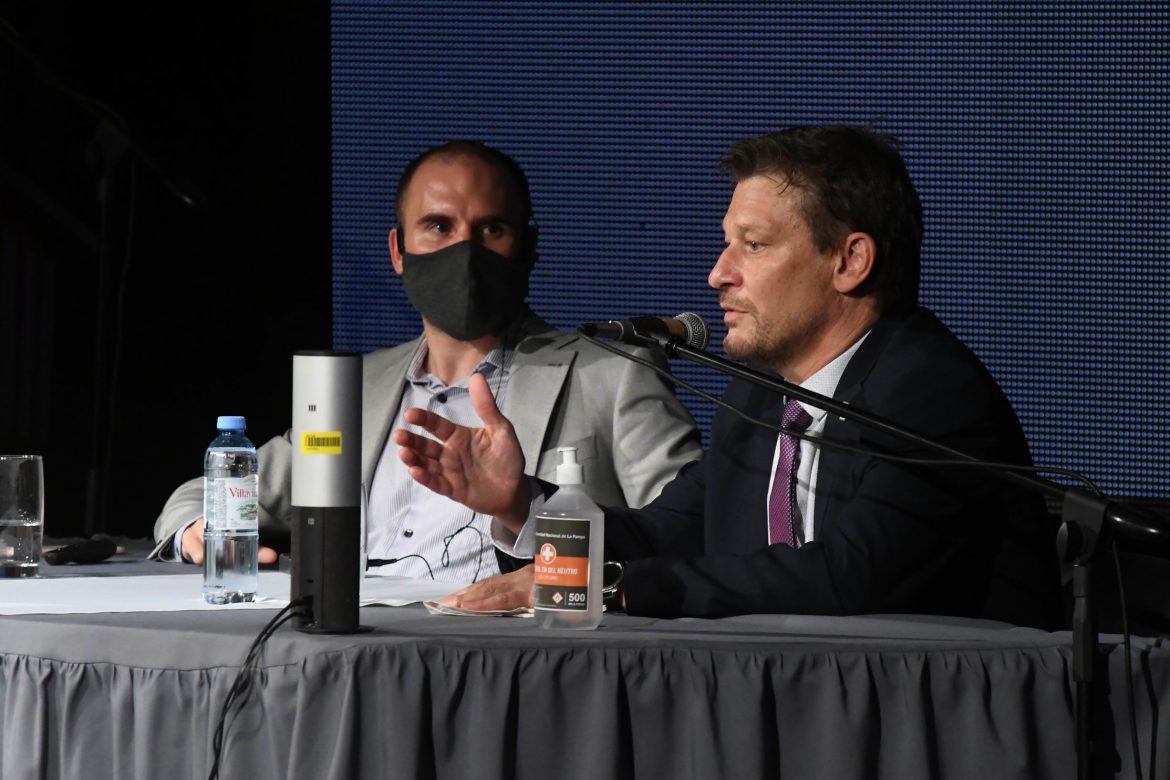 Charla de Martín Guzmán en plataformas de la UNLPam