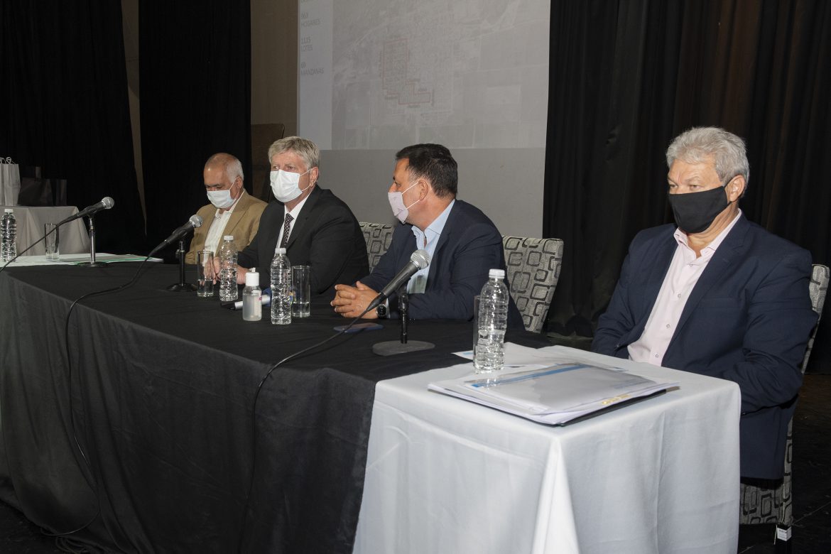 Provincia invertirá $455 millones para evitar inundaciones en General Acha