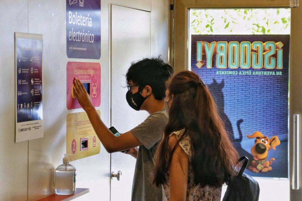 El Gobierno otorgará 5 mil pesos a jóvenes de entre 18 y 24 años para usar en cines, teatros y recitales