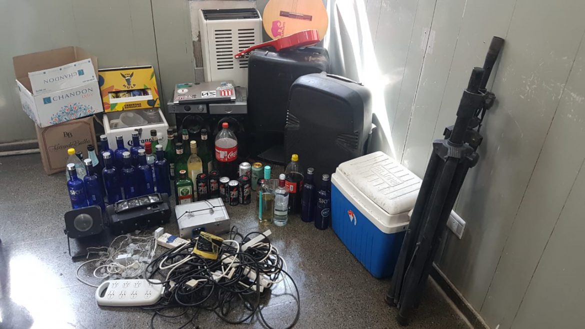 Santa Rosa: tres fiestas clandestinas con 172 personas notificadas