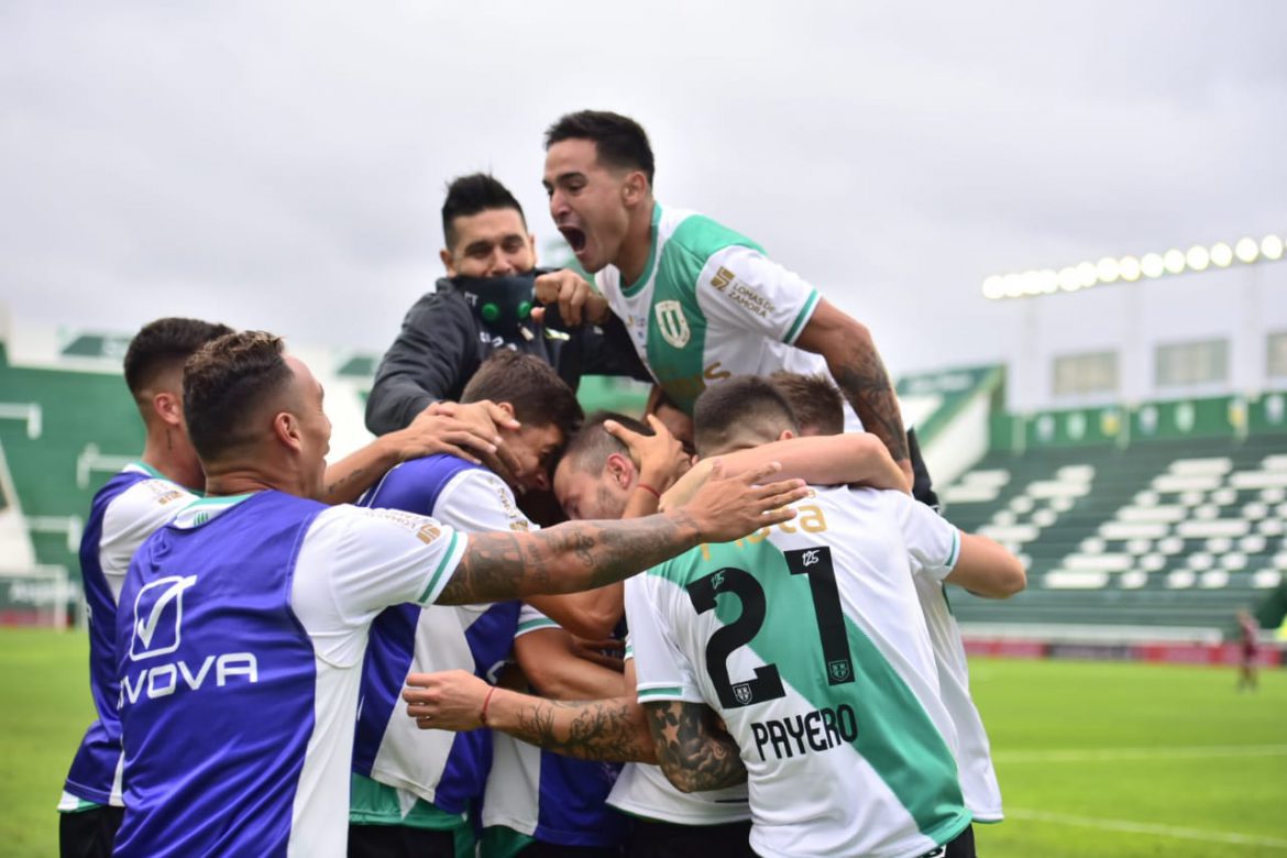 Banfield se llevó el clásico, pero Lanús reclamará los puntos