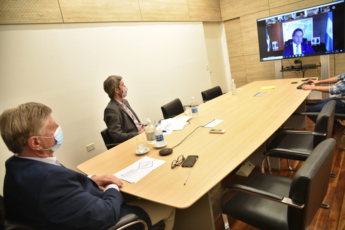 La Pampa quiere vender más carnes a Brasil y sumar vinos y software