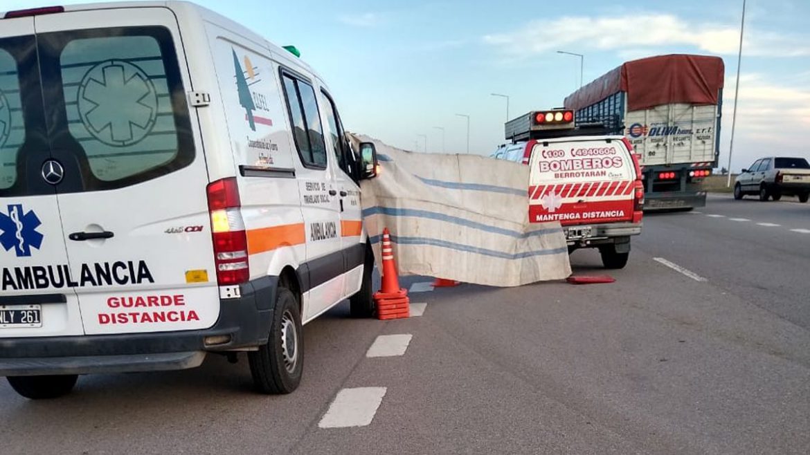 Un camión de Catriló embistió y mató a una nena en la provincia de Córdoba