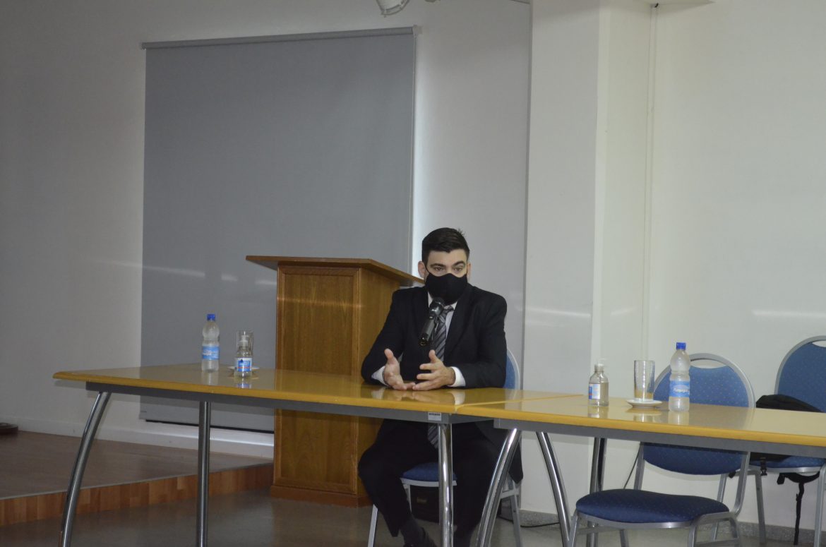 Despacho favorable para designar a defensor de la tercera circunscripción