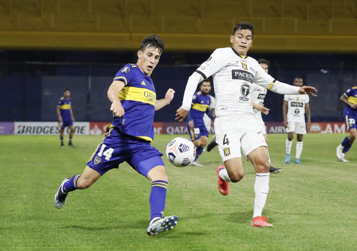 Boca derrotó 3 a 0 a The Strongest y se metió en octavos de la Copa Libertadores