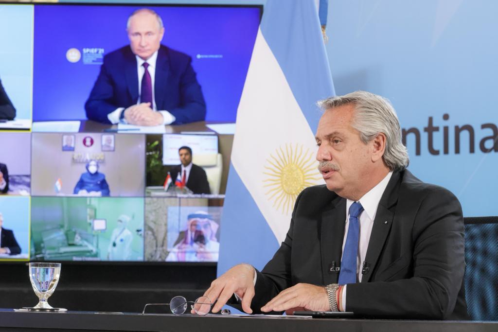 Fernández y Putin anunciaron el inicio de la producción de la vacuna Sputnik V en Argentina