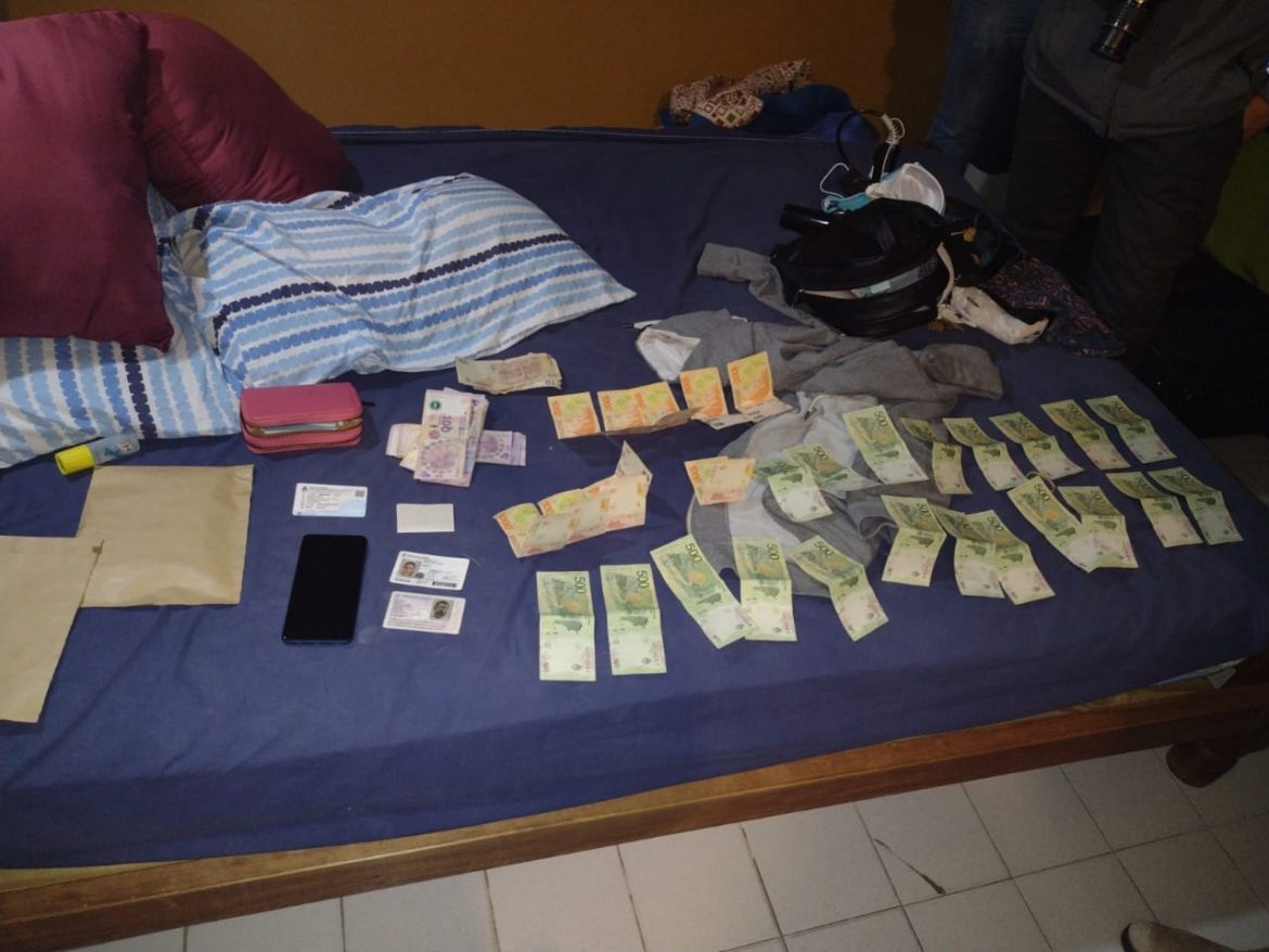 Le pidieron un “rescate” por un “secuestro” en Santa Rosa, les dejó una bolsa vacía y los detuvieron