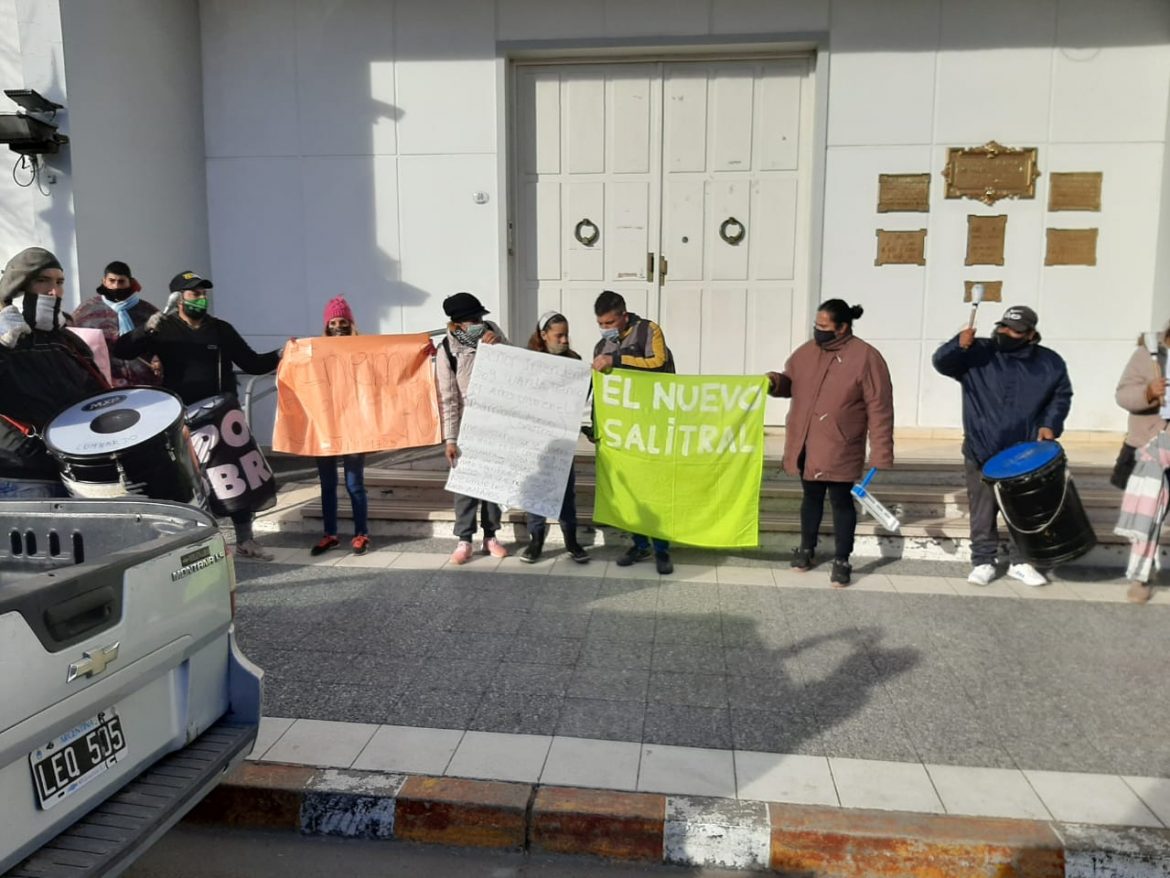 El Nuevo Salitral: “El intendente tiene la solución”