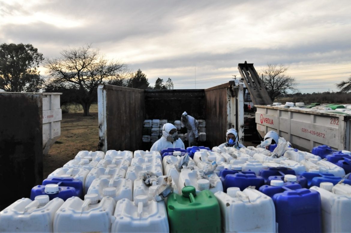 Expo Rural de Pico: ya hay 15 pueblos con la Ley de Plaguicidas, pero ruralistas insistieron en eliminarla