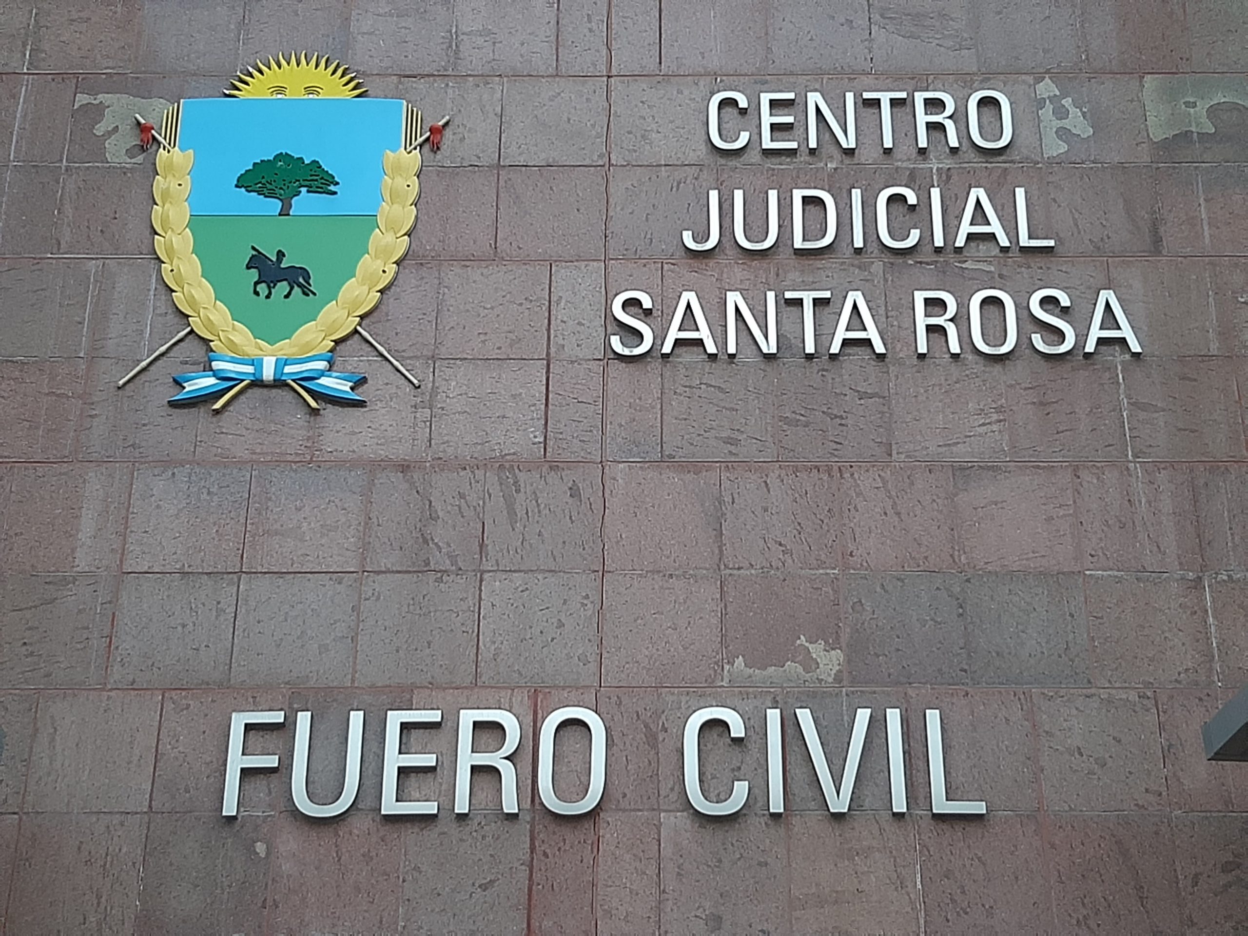 Las causas contra el Estado pampeano se tramitan en Santa Rosa