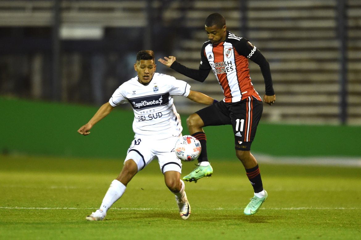 River empató con Gimnasia en La Plata