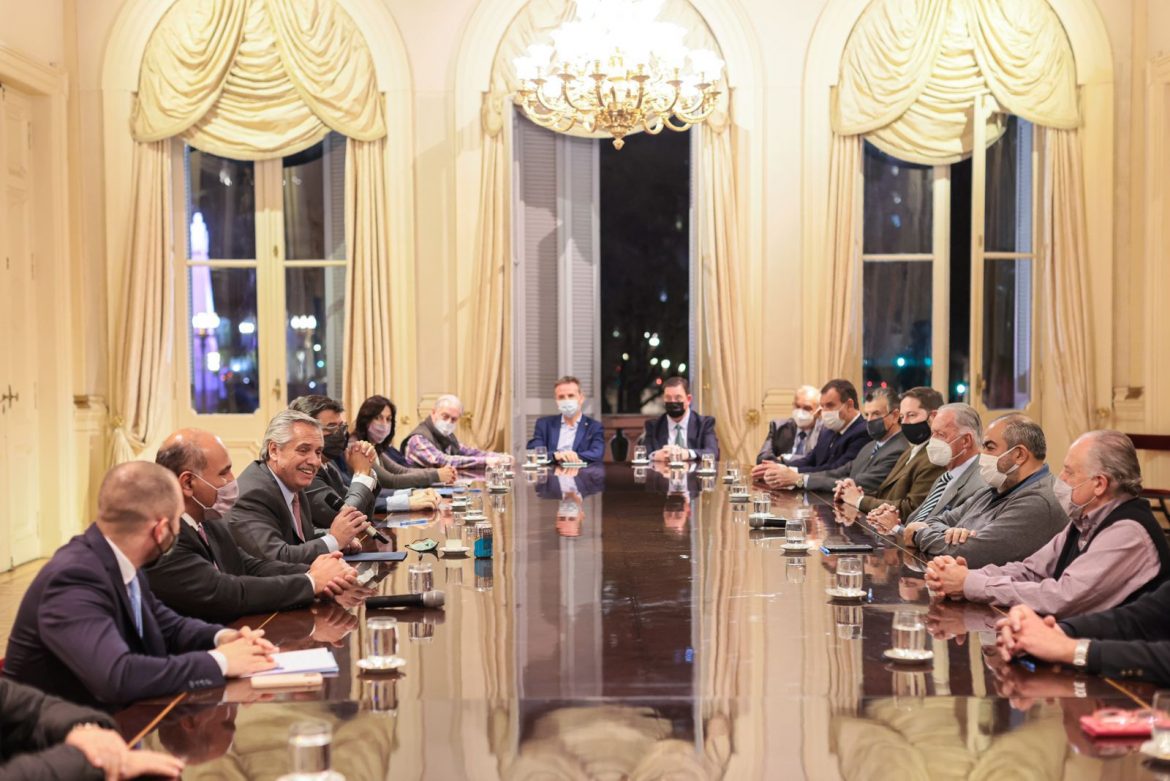 El Gobierno anunció un aumento del salario mínimo del 52,7% hasta marzo de 2022