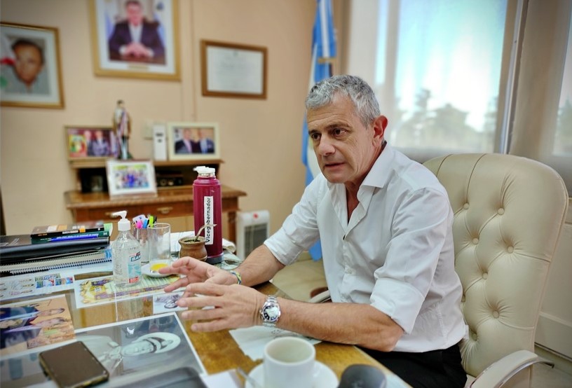 El vicegobernador Mariano Fernández le da un “apoyo incondicional” al presidente