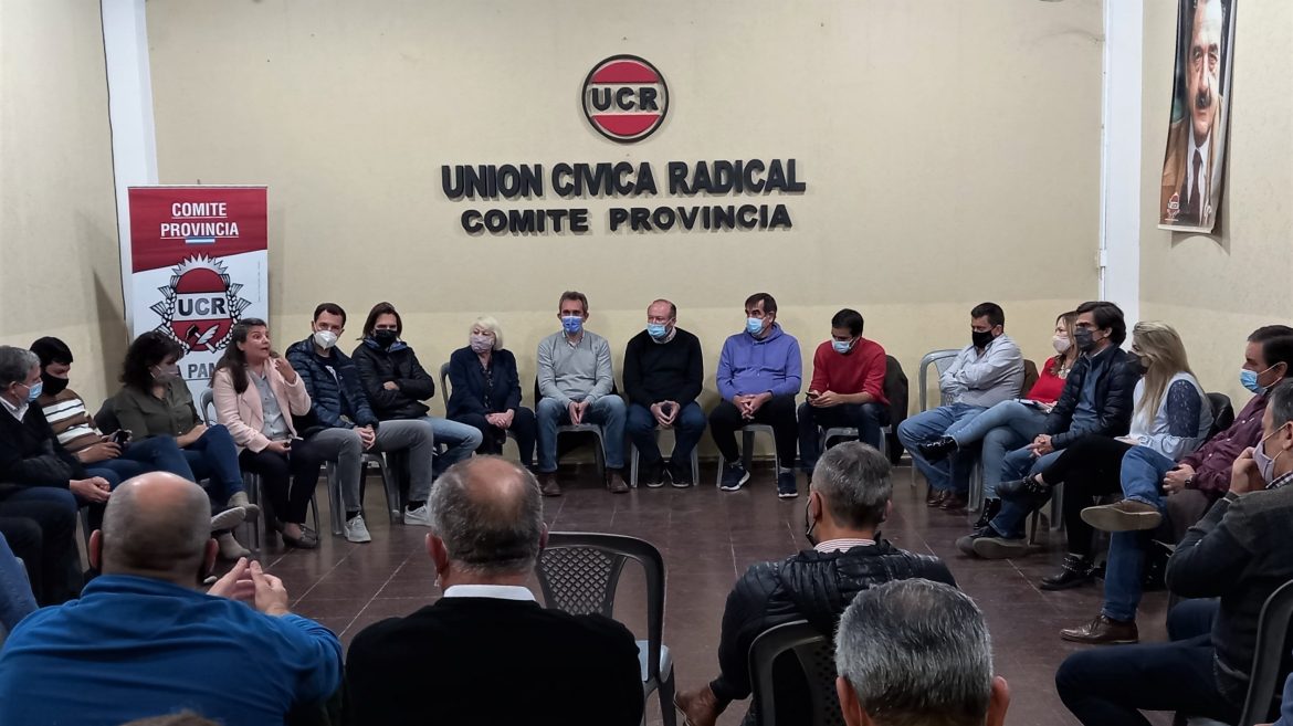 La UCR presiente una victoria histórica y se encolumna detrás de Kroneberger y Maquieyra