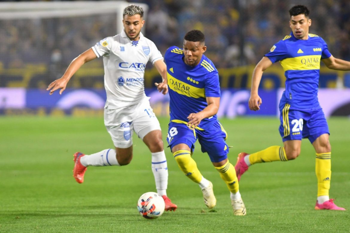 Boca lo dio vuelta, le ganó a Godoy Cruz 2 a 1 y sigue de racha ganadora