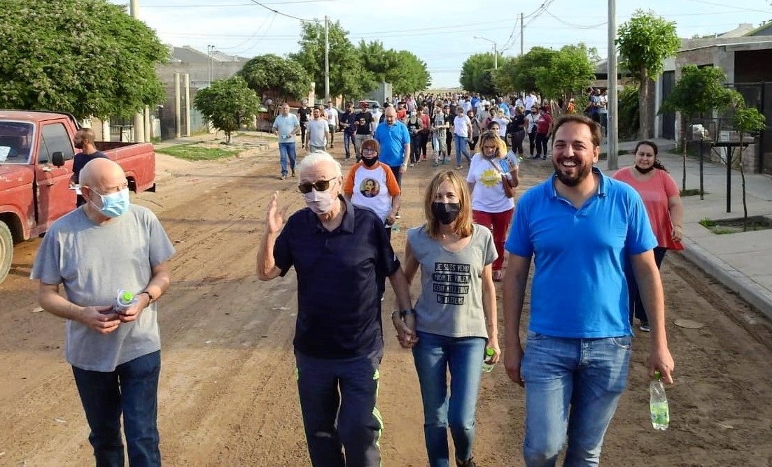 Peronistas y opositores despiden a Rubén Marín