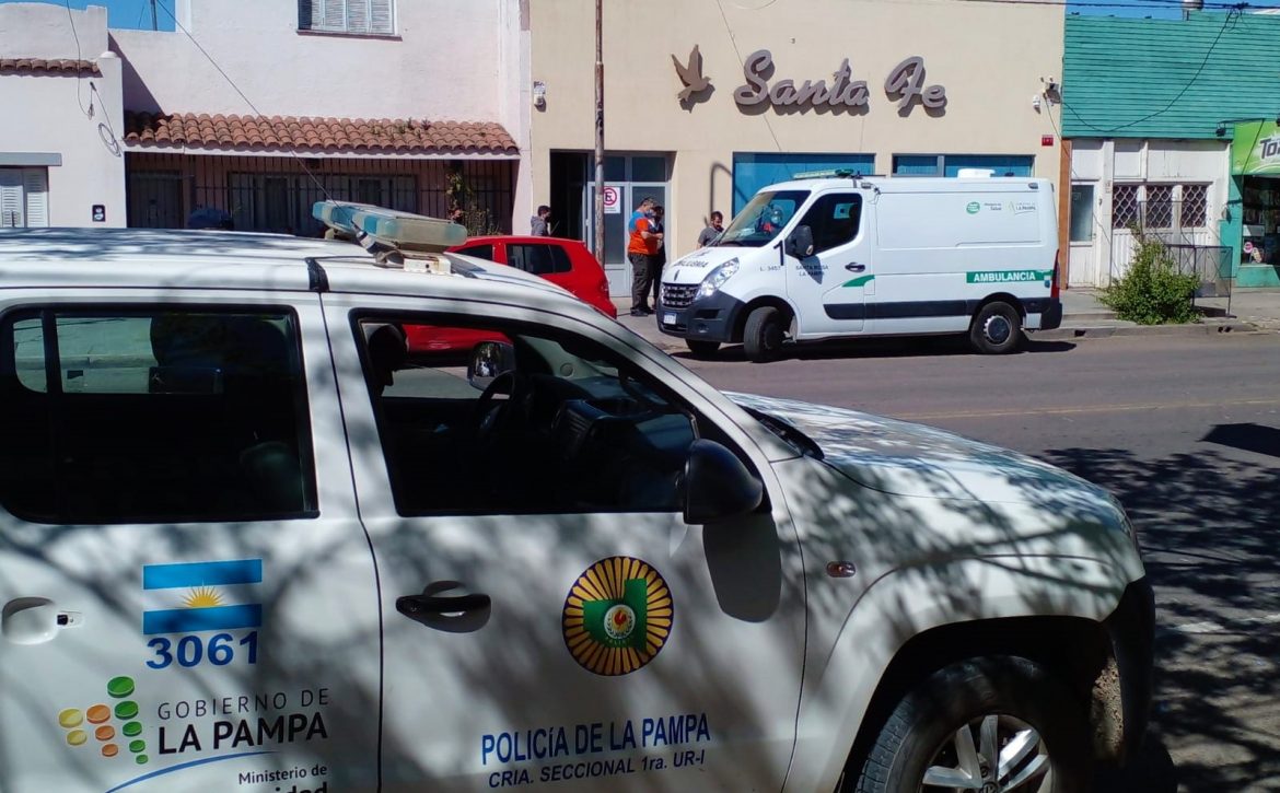 Tomaron un rehén, reventaron la caja fuerte y se llevaron $300 mil de una panadería
