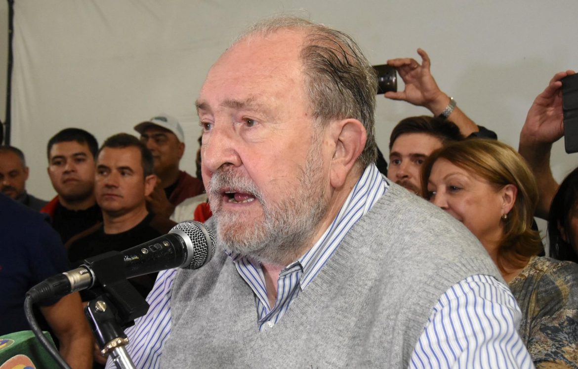 Verna jura que no está alineado con Milei: “La Pampa nunca será el patio trasero de Buenos Aires”