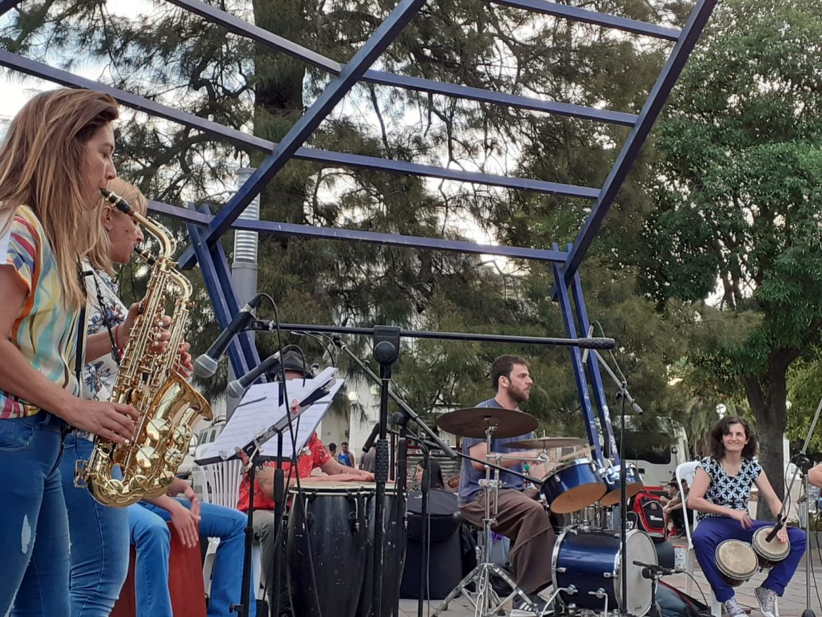 Pico: en el Día de la Gratuidad Universitaria, la plaza fue una fiesta