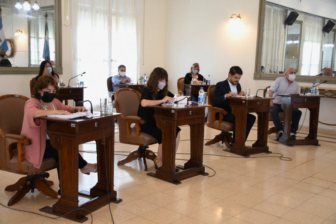 El concejo aprobó por mayoría el presupuesto y la tarifaria 2022 de Santa Rosa