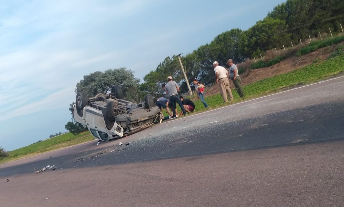 Una mujer herida en un vuelco en cercanías de Quemú