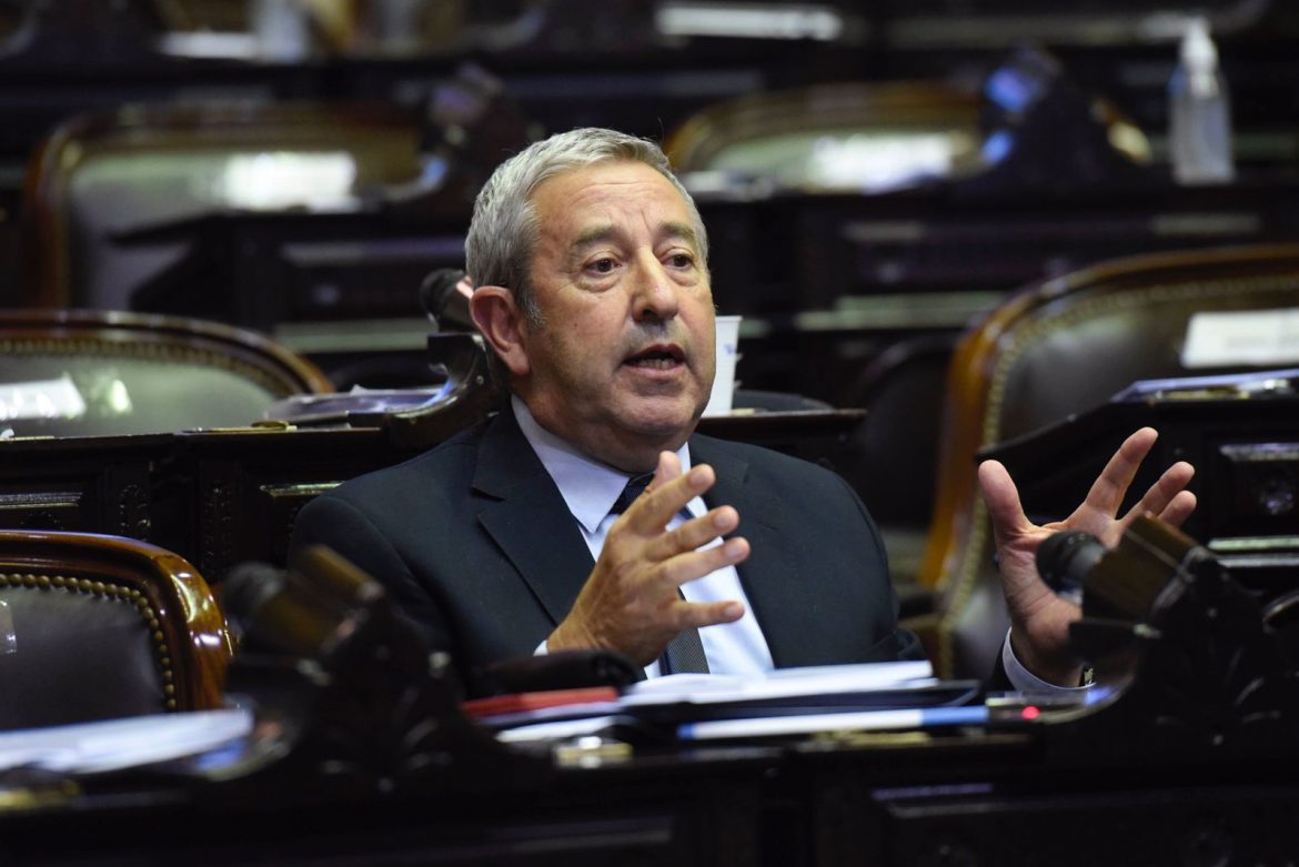 Cobos y su lamento por Portezuelo: «Las presiones pampeanas están dando resultado»