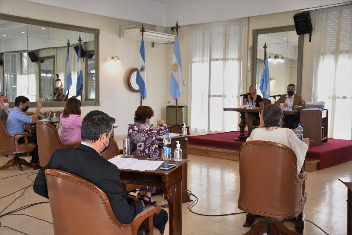 El concejo de Santa Rosa aprueba designación de nuevo jefe del Cuerpo de Relatores