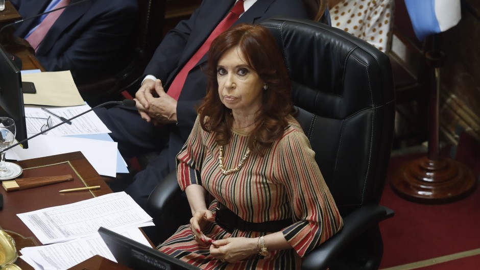 Condenaron a 6 años de cárcel a CFK