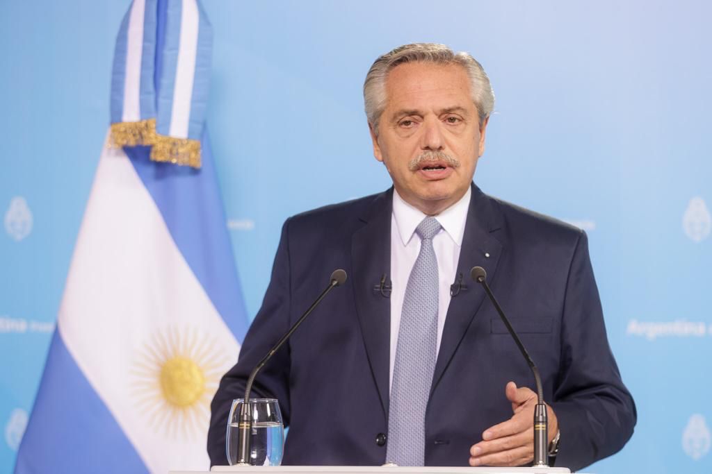 Alberto Fernández defendió a las agrupaciones sociales: “Han trabajado para que la Argentina no explote”