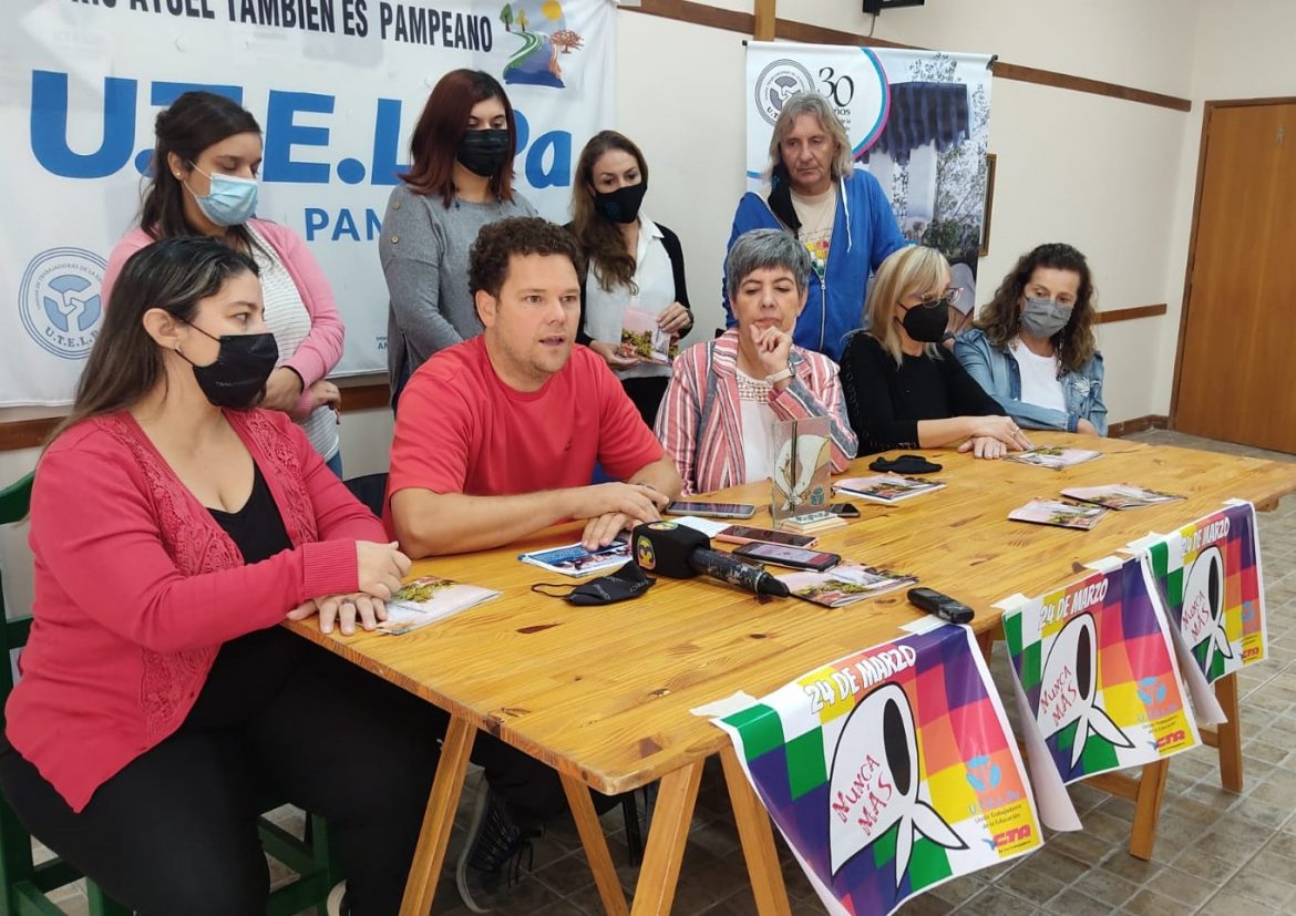 Utelpa presentó cuadernillo para trabajar en escuelas los juicios de la Subzona 14